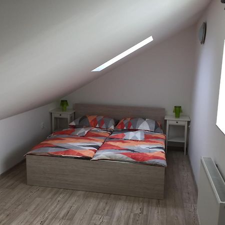 Apartment Lidicka Slavkov, 4 Person Slavkov u Brna Extérieur photo