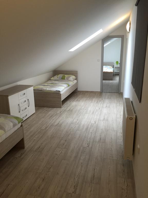 Apartment Lidicka Slavkov, 4 Person Slavkov u Brna Extérieur photo